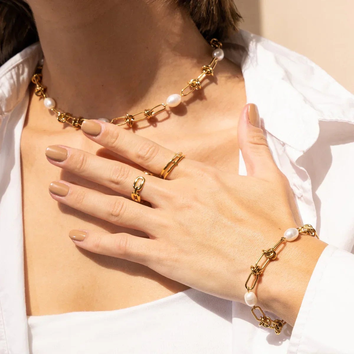 Necklace Knot and Pearls 18K Gold Plated