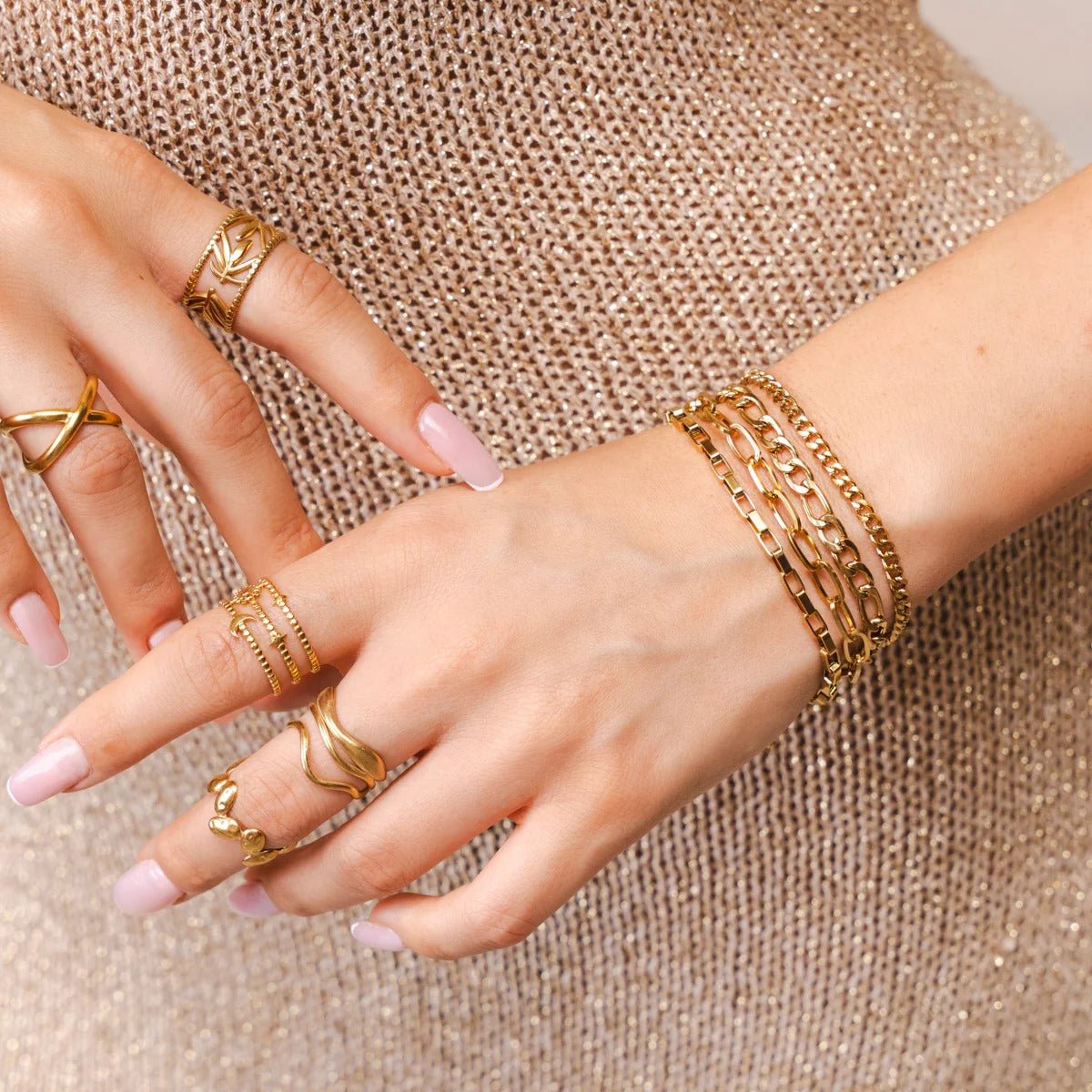 Ring Ondas Adjustable 18K Gold Plated