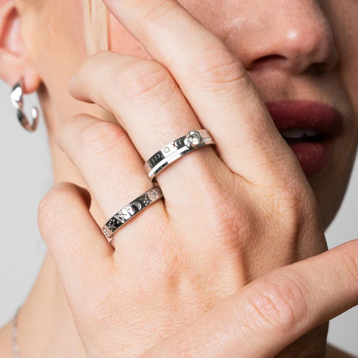Queen Crystal Stone Ring - Silver