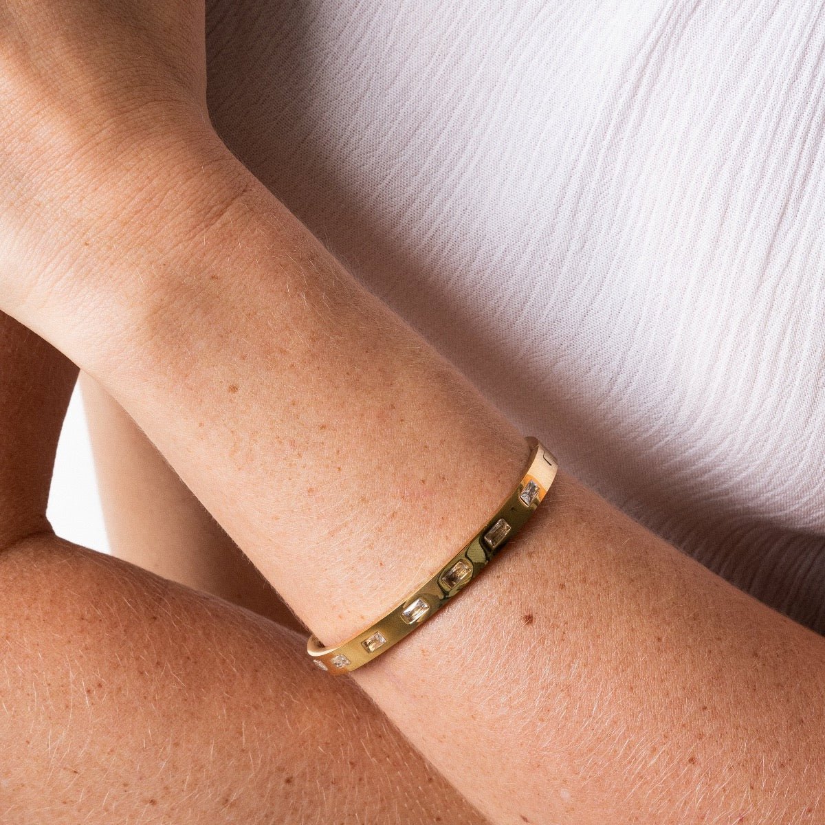 Carved Bracelet 18K Gold Plated