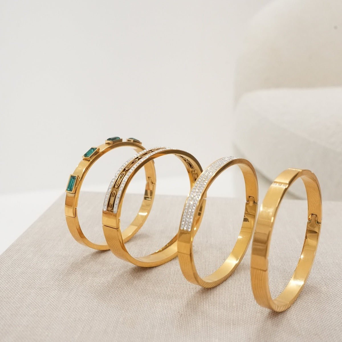Ivy Stone Crystals Bracelet 18K Gold Plated