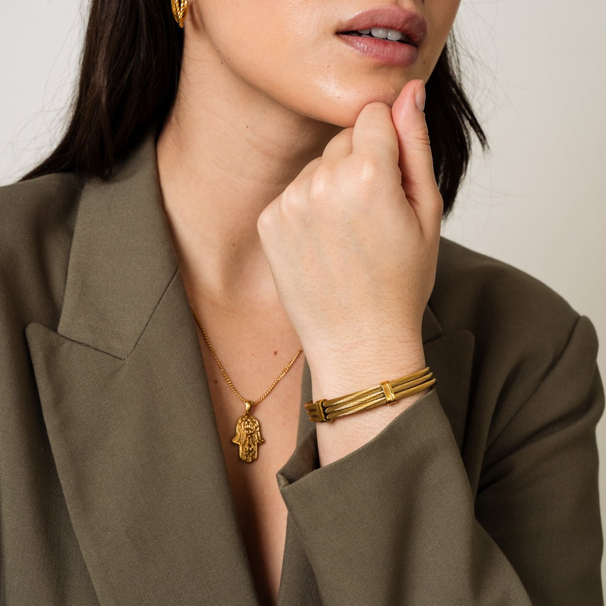 18K Gold Plated Wire Bracelet